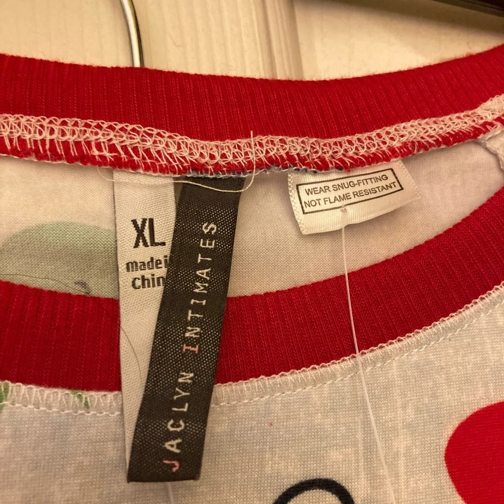 Jaclyn Intimates, kids XL, holiday Jammie’s, new with tags, cute light print